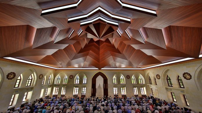 Being one with the local Muslim community